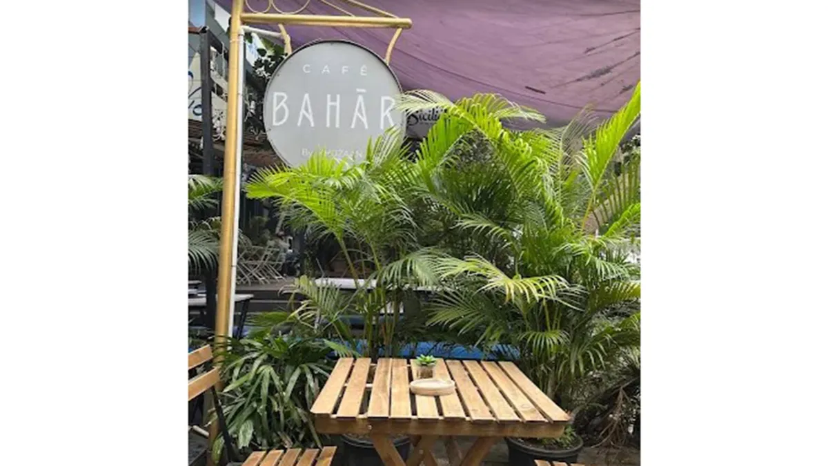 Cafe Bahar Pune 1