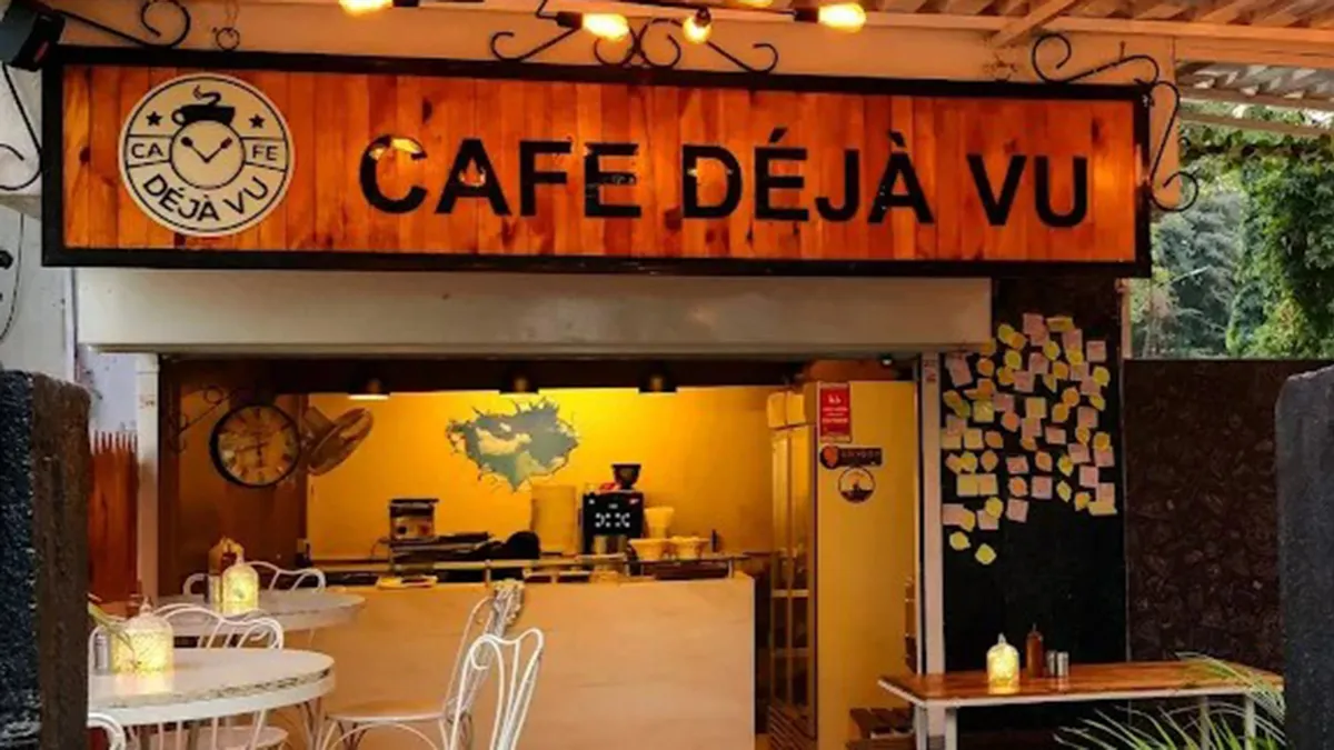 Cafe Déjà Vu SB 1