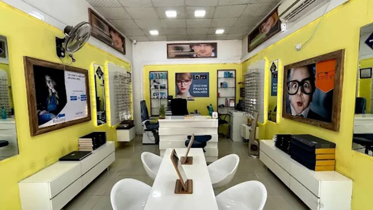 SPECS Opticals 1
