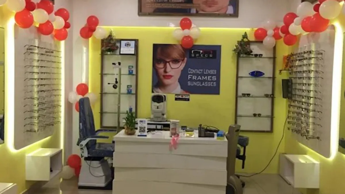 SPECS Opticals 4