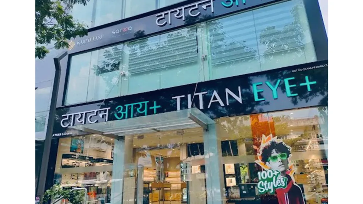 Titan Eye+ at J M Road, Pune 1
