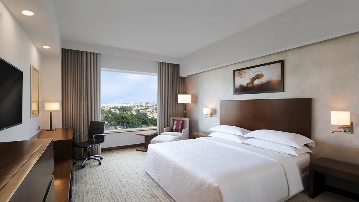 Four Points by Sheraton Hotel & Serviced Apartments, Pune 2