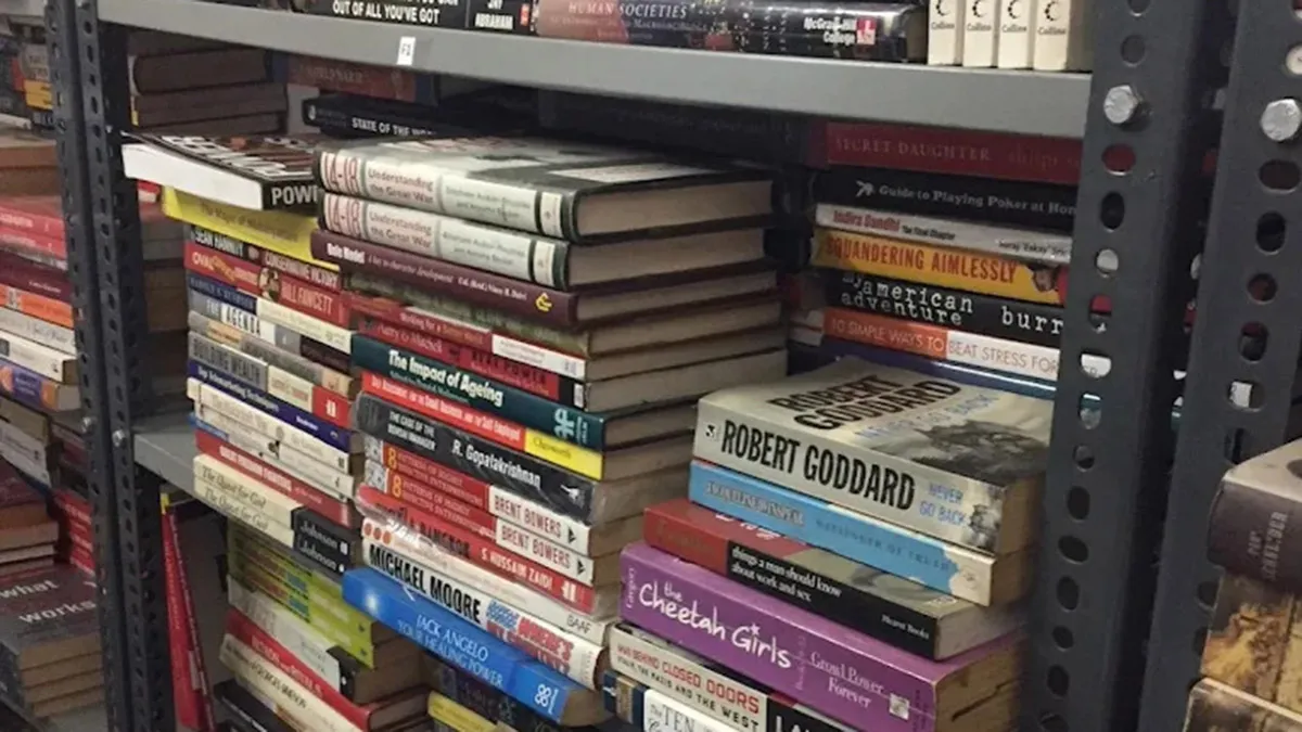 THE OVERSEAS BOOK HOUSE 2