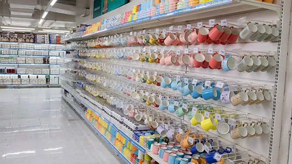 Reliance SMART Bazaar - Revolution Mall 4