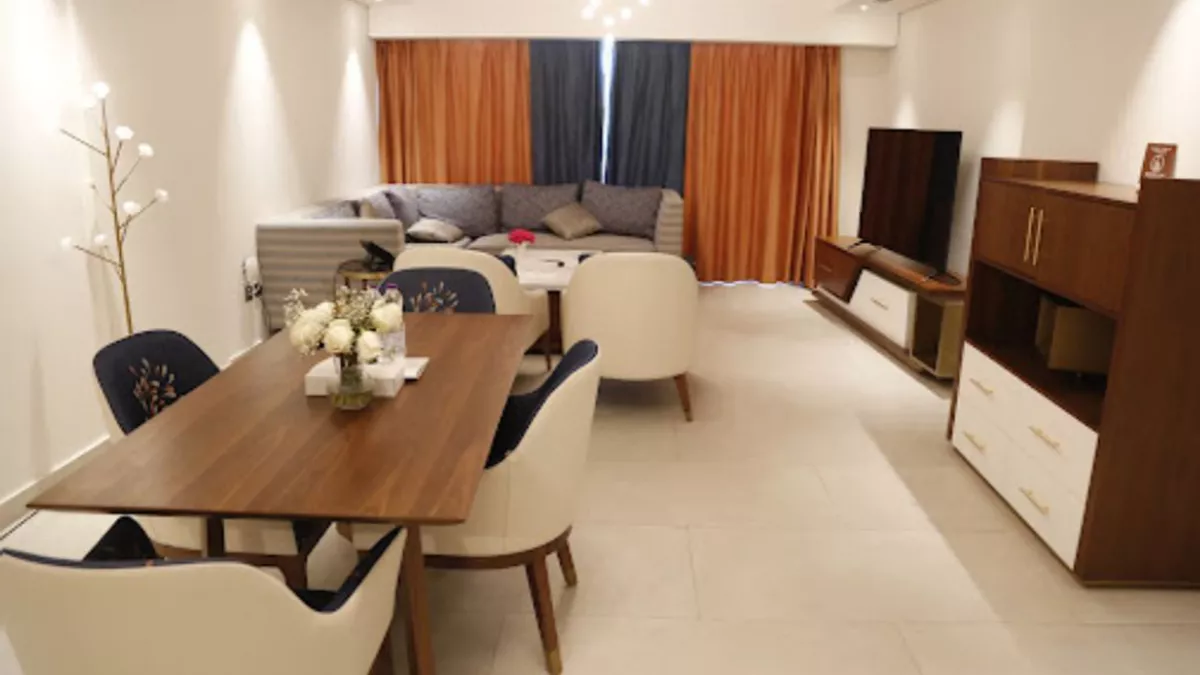 Waterfront Hotel & Apartments 3