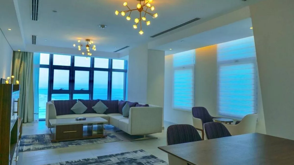 Waterfront Hotel & Apartments 1