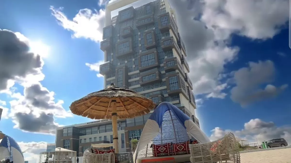 Waterfront Hotel & Apartments 6