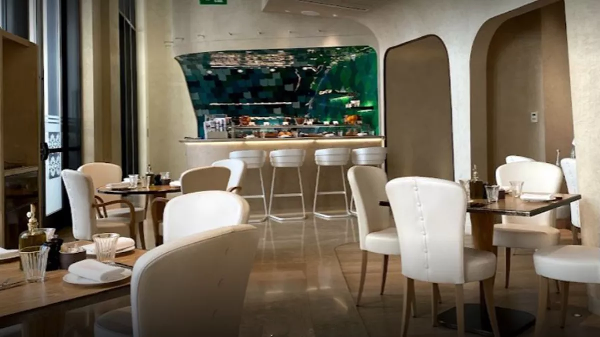 IZU at Mandarin Oriental, Doha 1