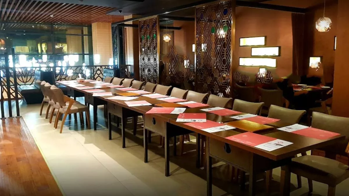Zaitoon Restaurant, Al Muntazah 6