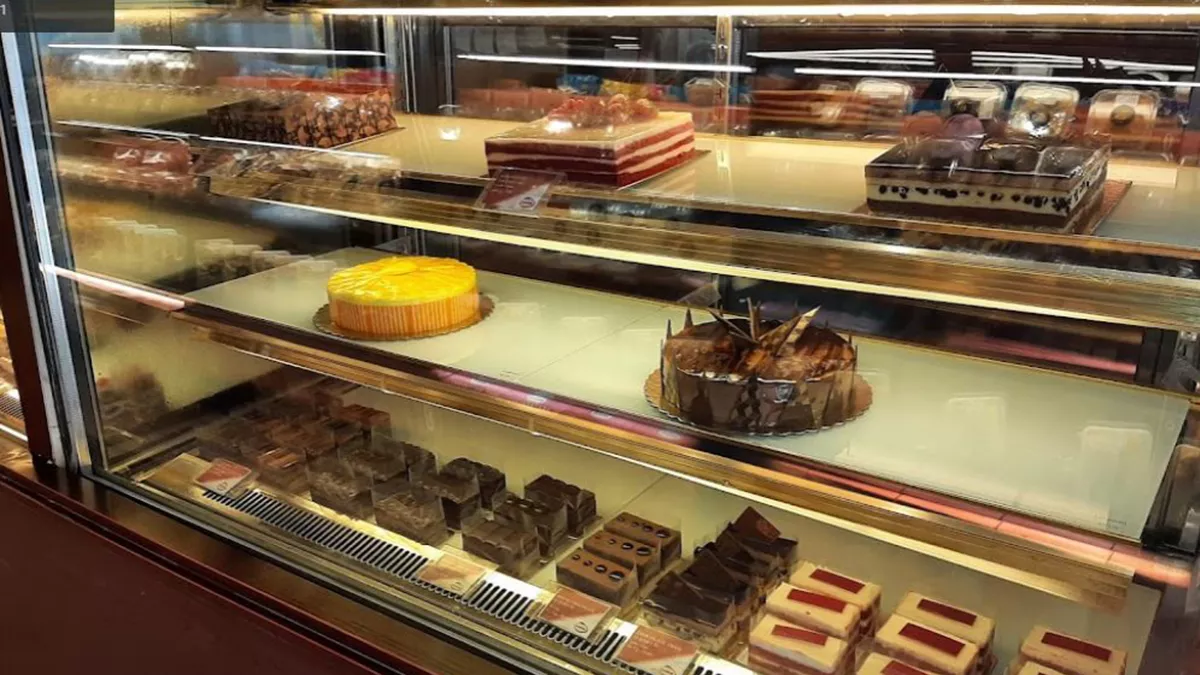 MRA Bakery & Restaurant 4