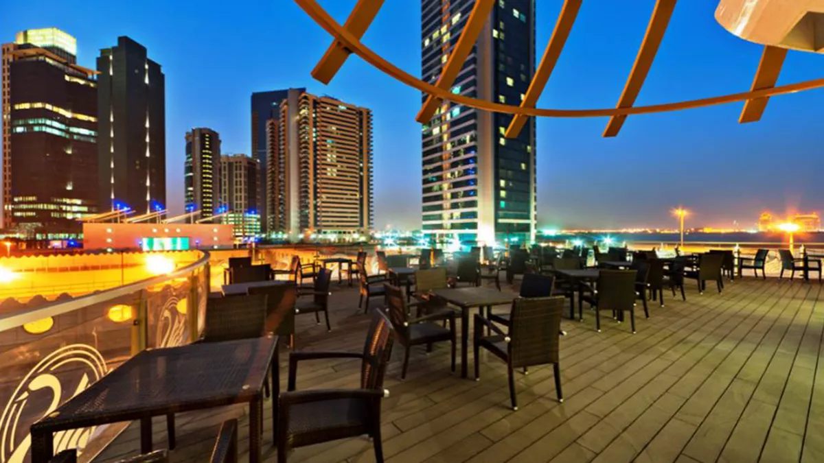 Magnum Hotel and Suites 8