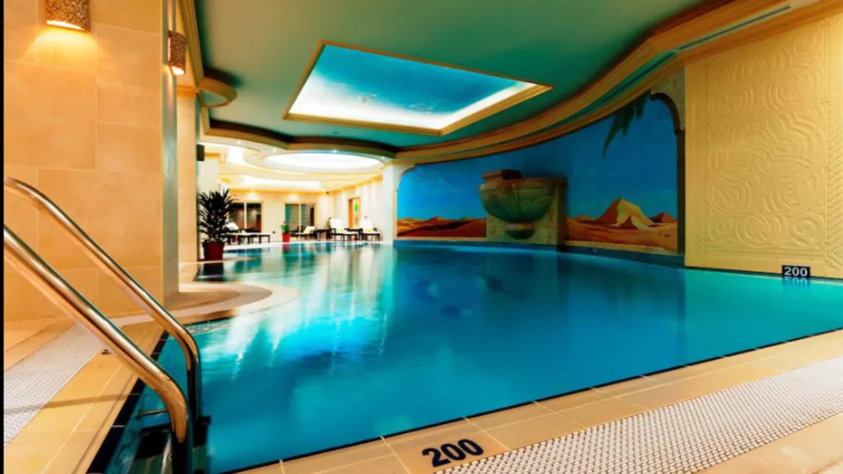 Magnum Hotel and Suites 3