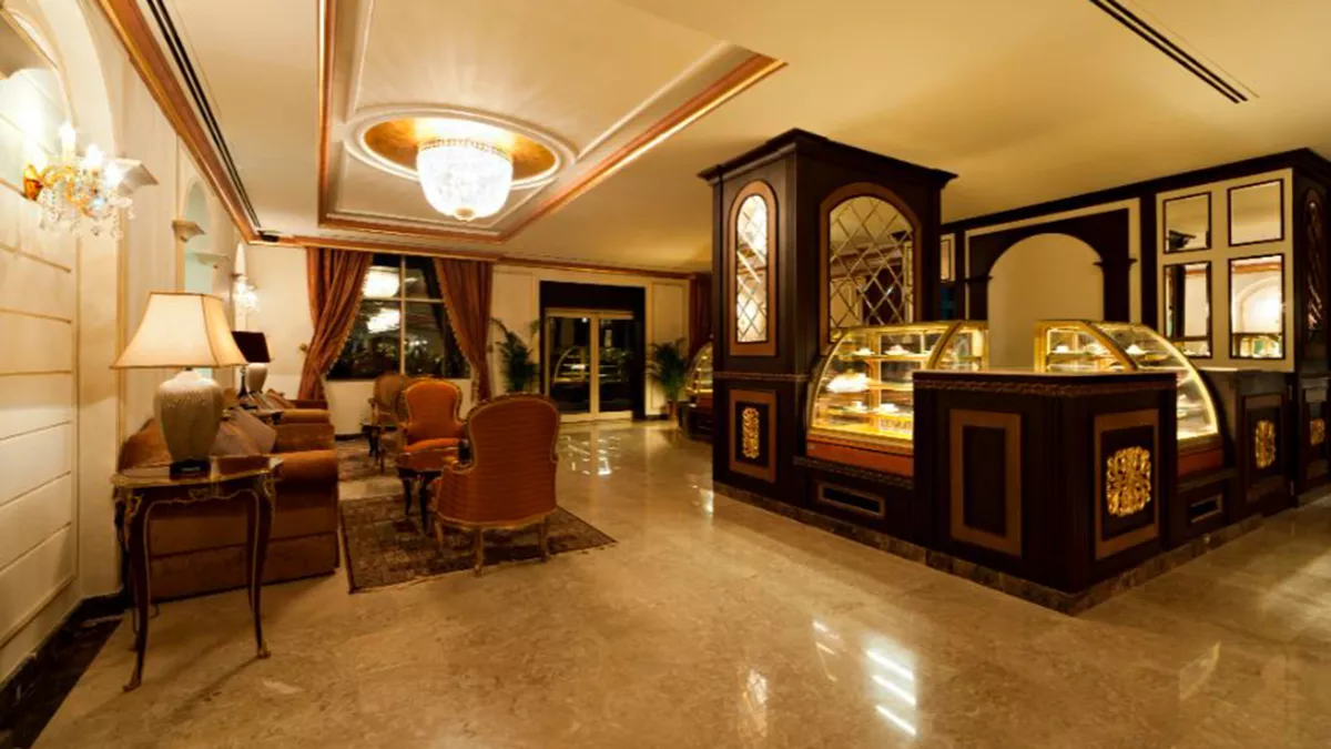 Magnum Hotel and Suites 5