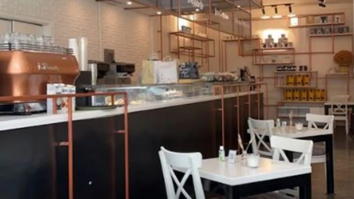 Pinna Bakery & Cafe 3