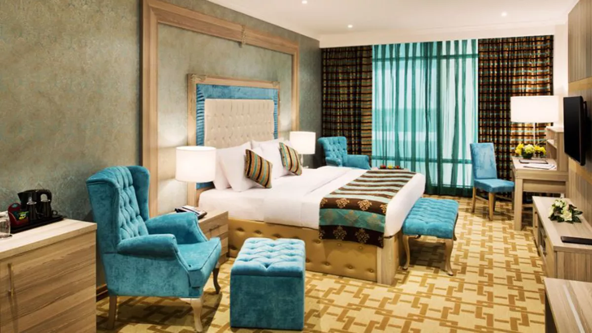 Sapphire Plaza Hotel 1