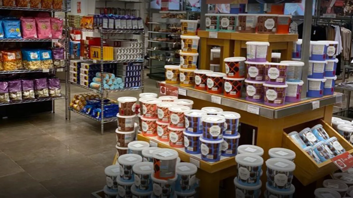 Marks & Spencer, Landmark Mall 2