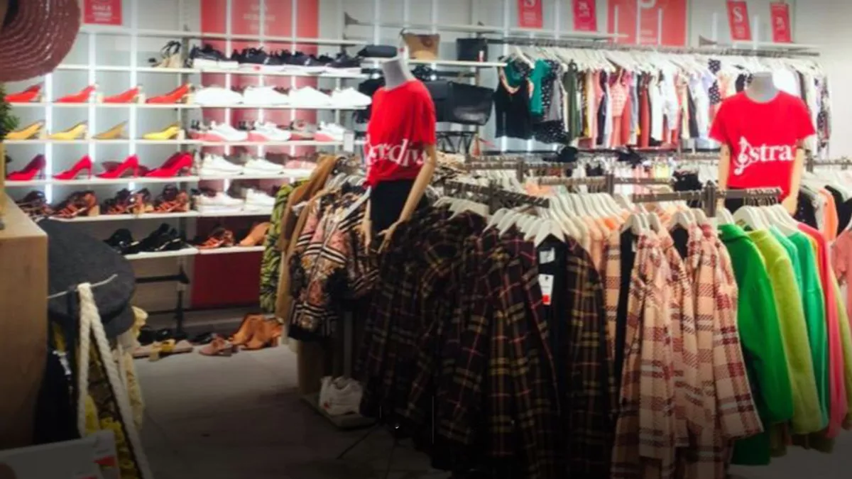 Stradivarius - Doha Festival City 4