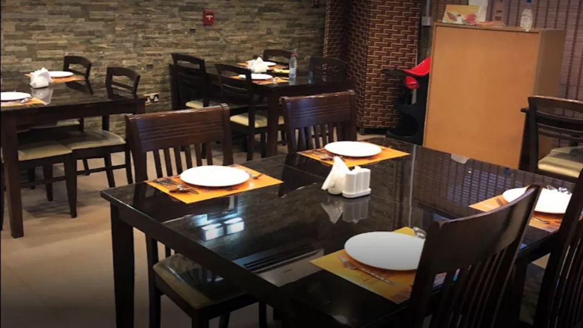 Al Qarmouty Seafood Restaurant, B Ring Rd 6