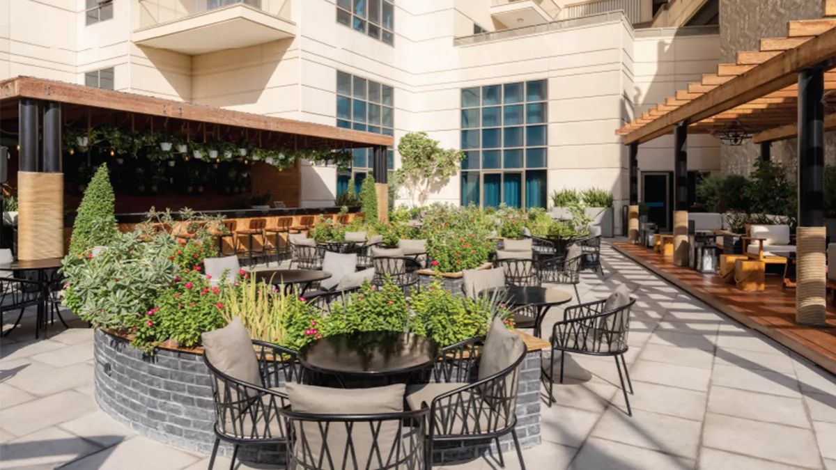 Mulberry Tavern Doha 7