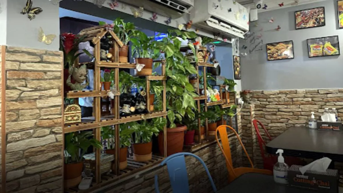 Bombay Cutting Chai Restaurant 3