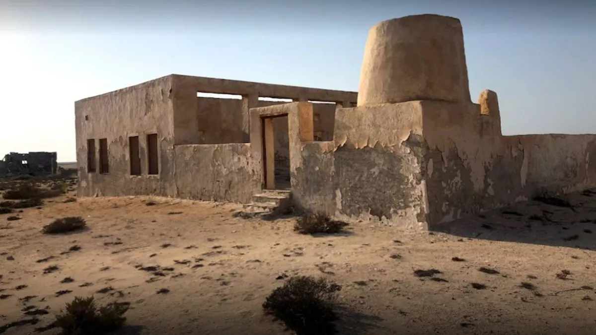 Al Mafjar Beach - Old ruins beach 4