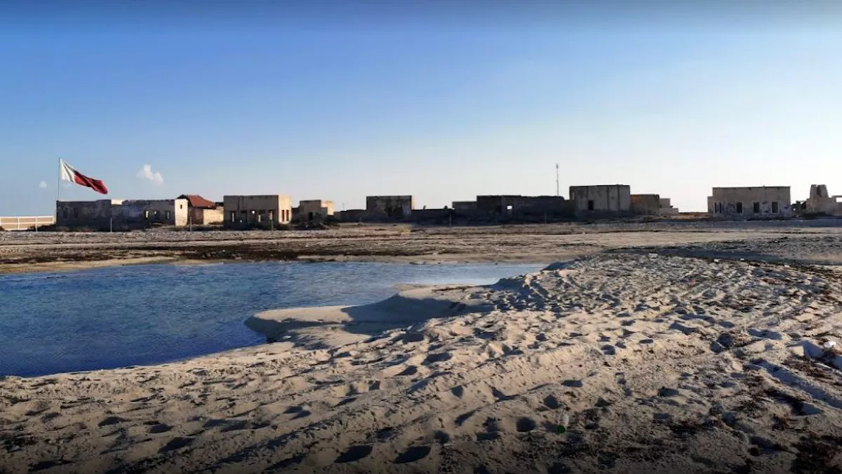 Al Mafjar Beach - Old ruins beach 5