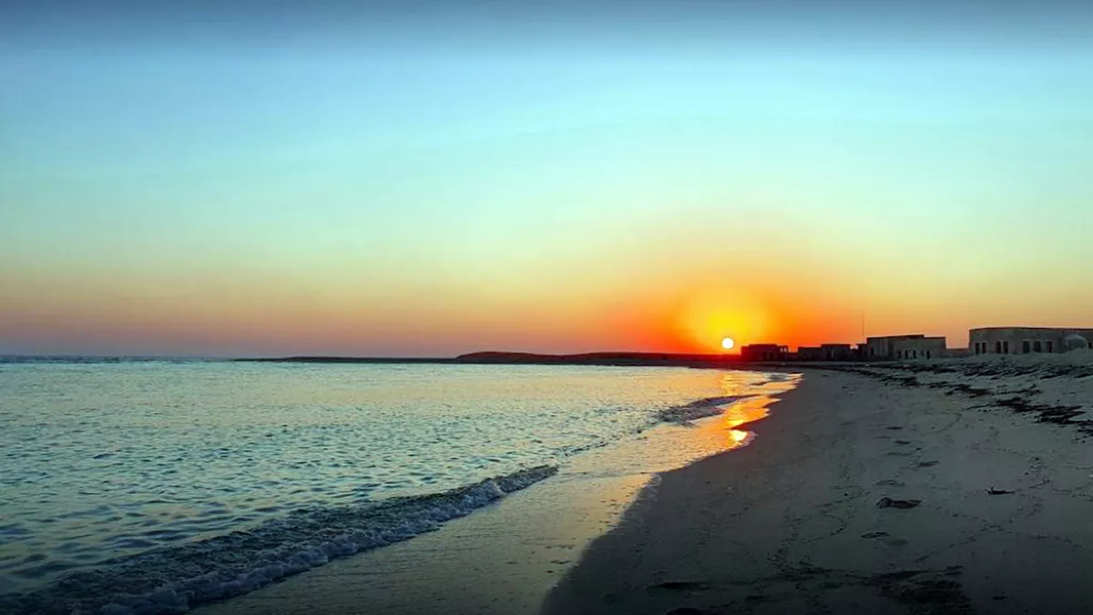 Al Mafjar Beach - Old ruins beach 1