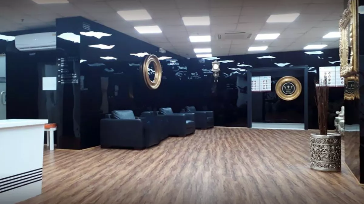 Kings Dental Center, Asian Town 5