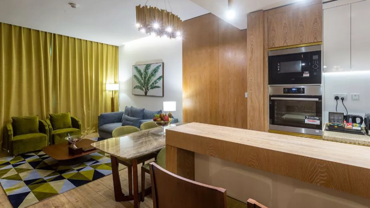 The Bentley Luxury Hotel & Suites 3