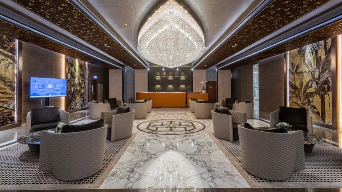 The Bentley Luxury Hotel & Suites 8