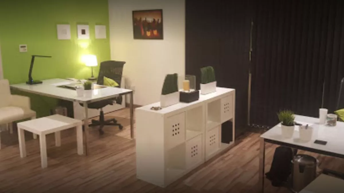 The Glow'n Company 4