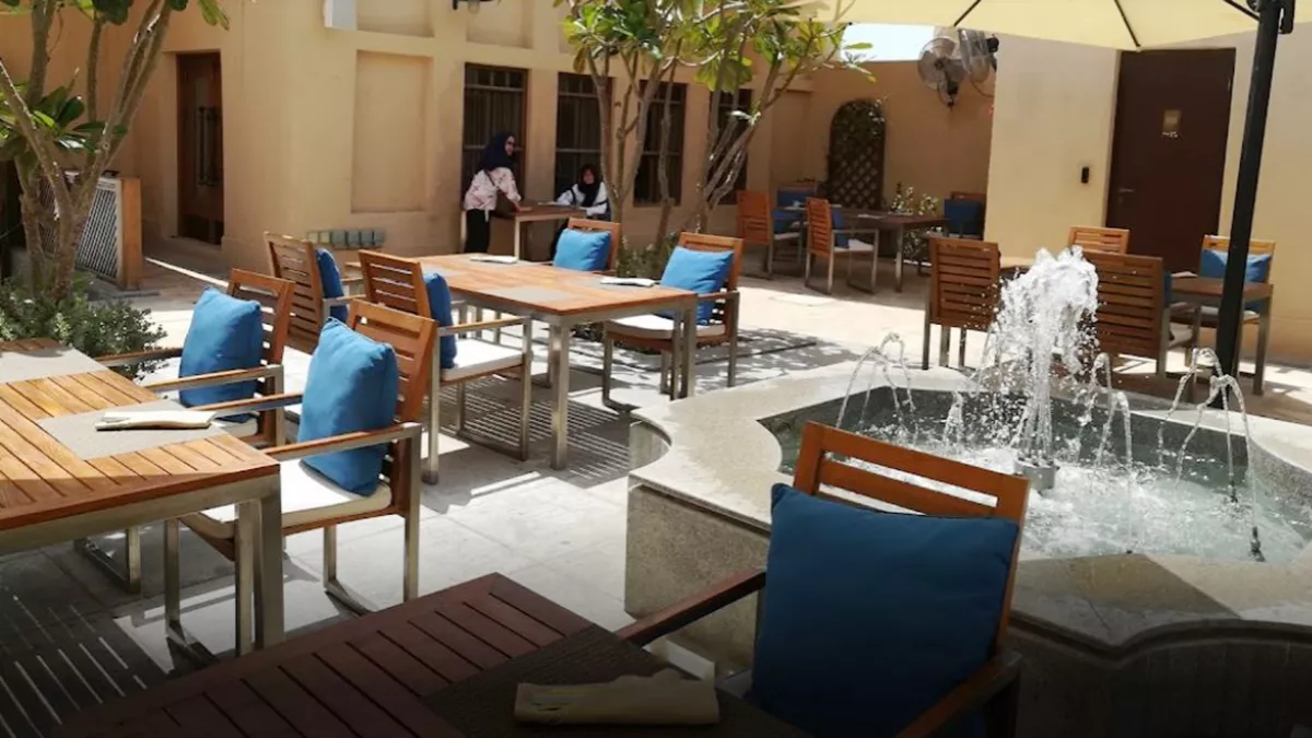 Barahat Al Wakra Restaurant 4
