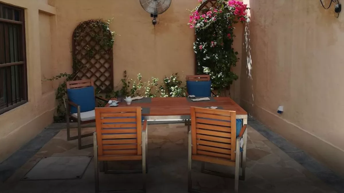 Barahat Al Wakra Restaurant 3