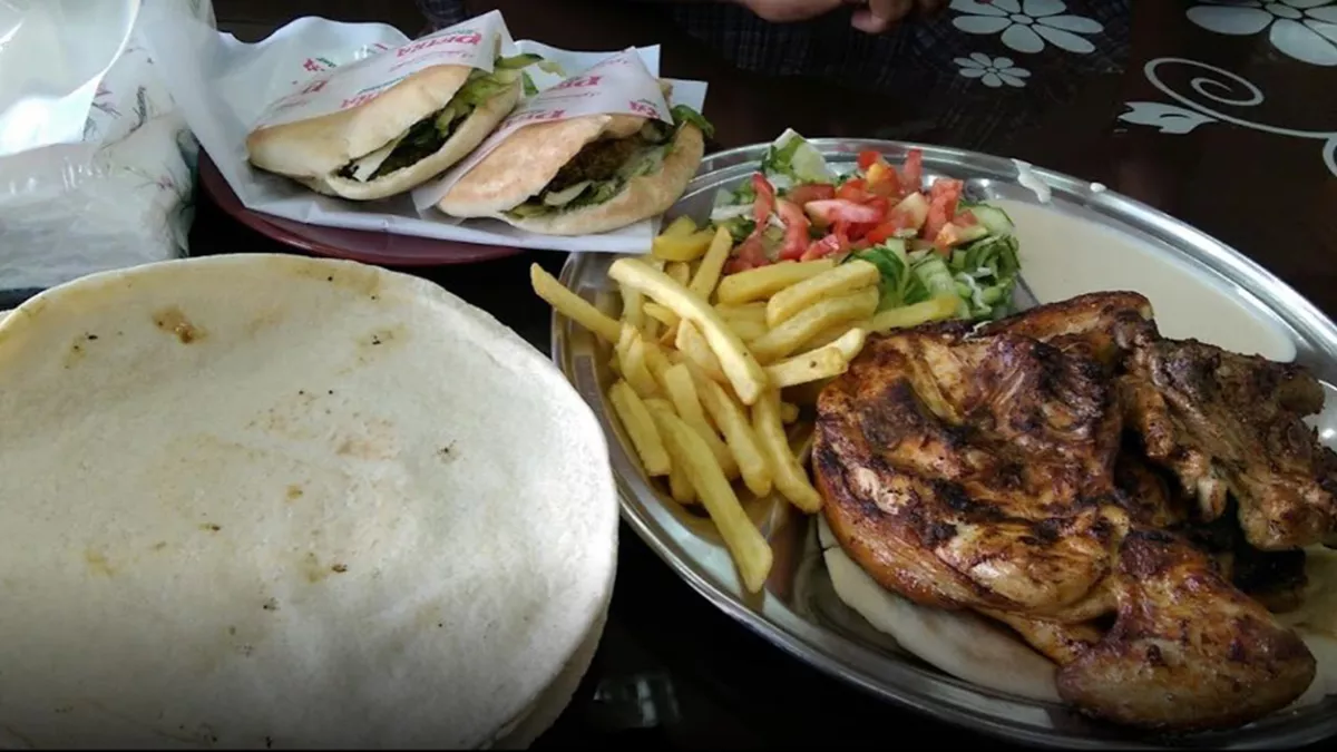 Petra Restaurant Al Wakra 3