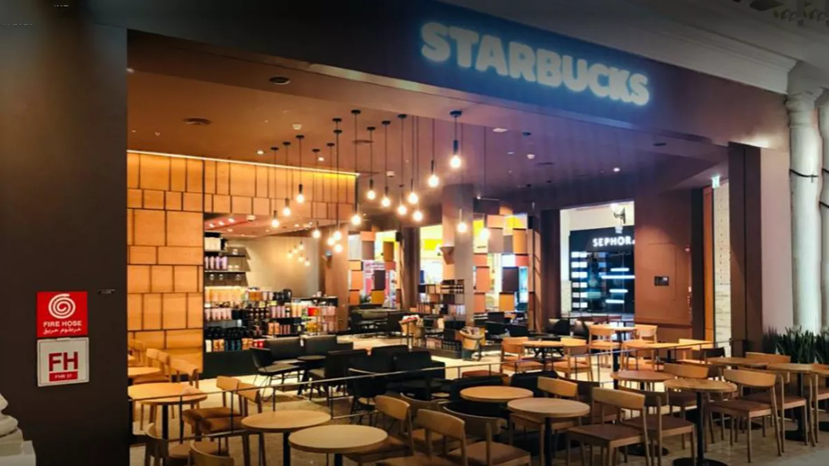 Starbucks - Villaggio Mall 2