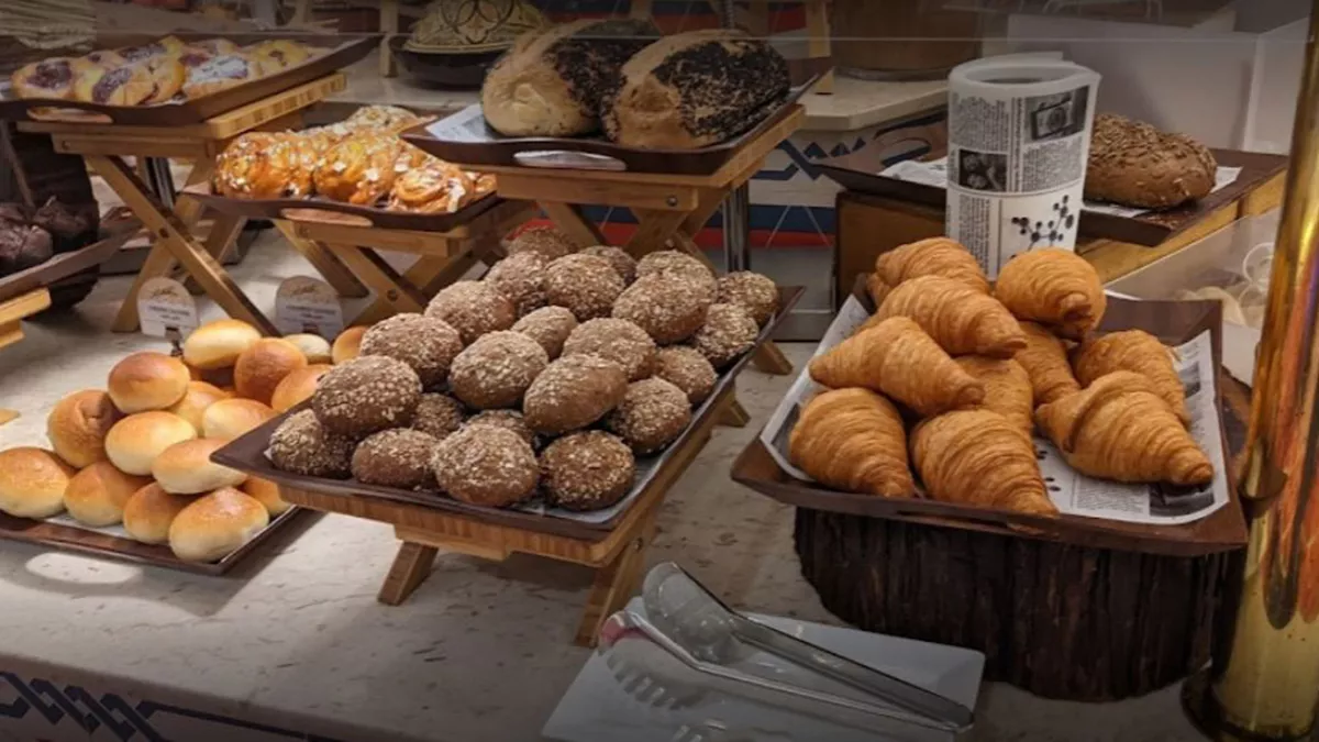 Al Hubara Restaurant 1