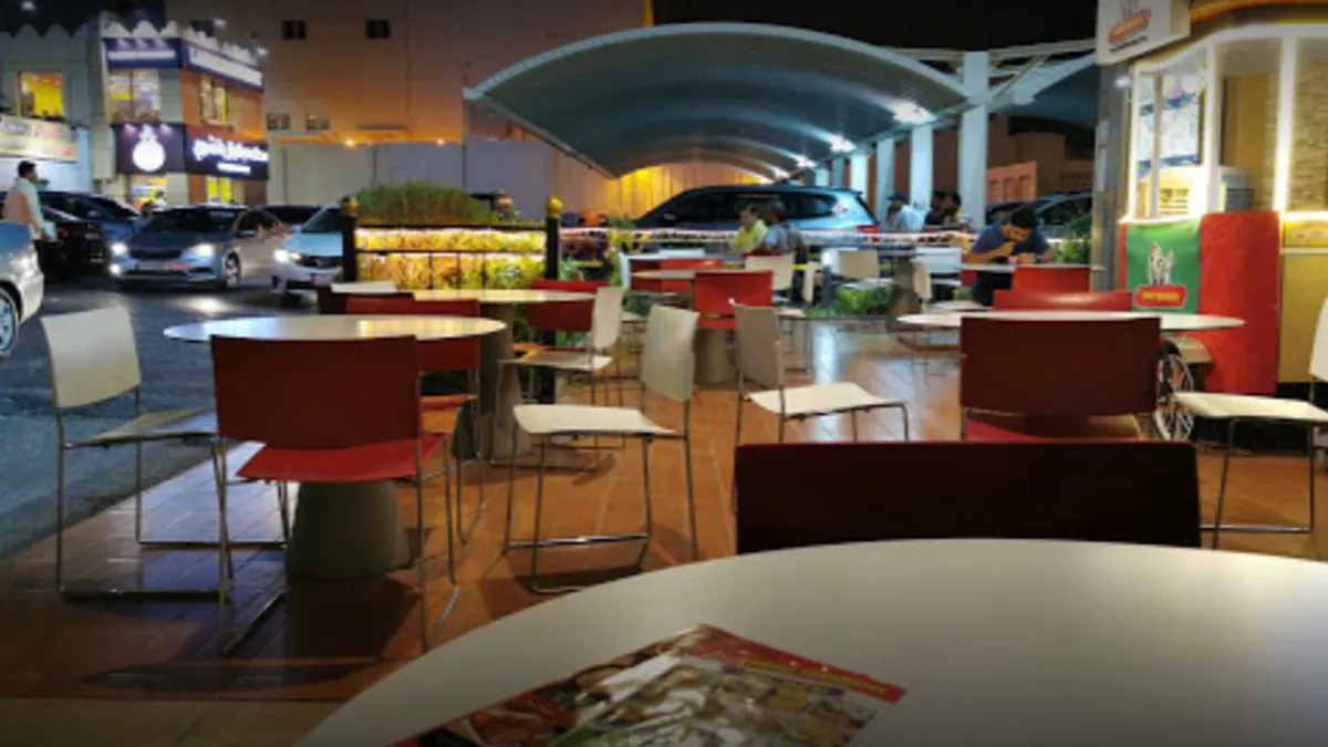 Bombay Chowpatty, Al Mansoura 1