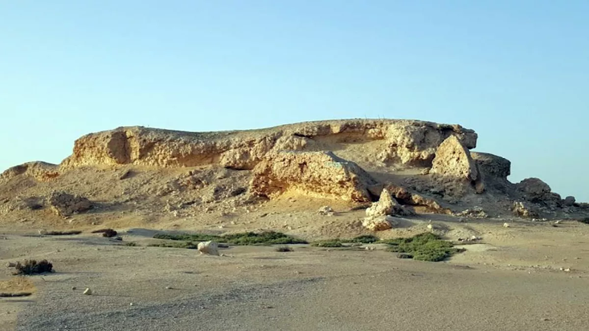 Purple Island (Al Khor Island) 1