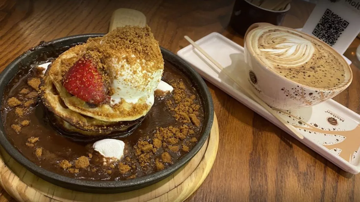 Molten Chocolate Cafe 2