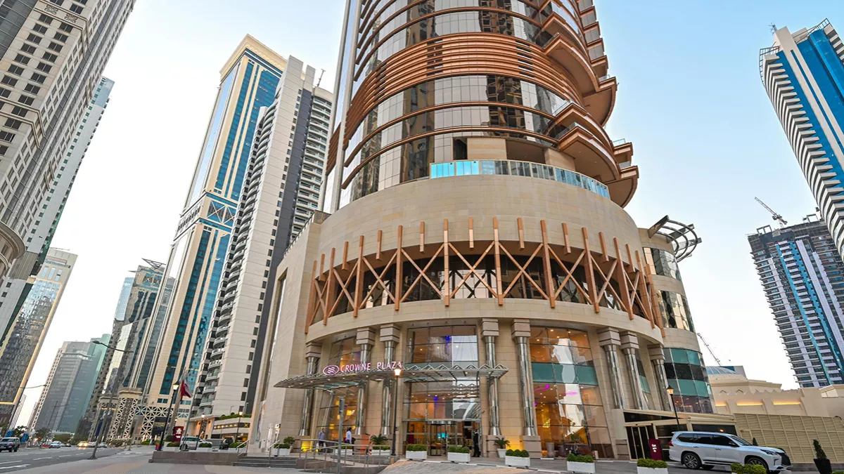 Crowne Plaza Doha West Bay 9