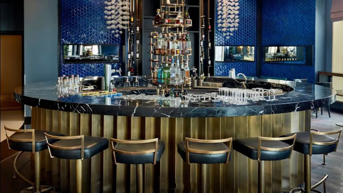 Crowne Plaza Doha West Bay 6