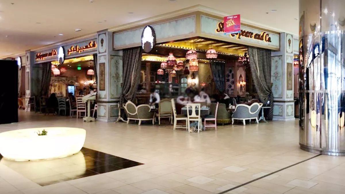 Shakespeare and Co. 7