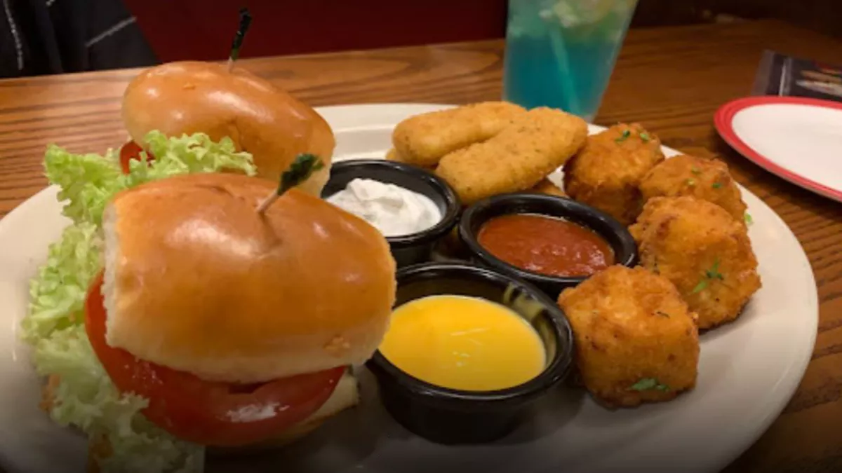 TGI Friday's - Al Mirqab Al Jadeed Street 3