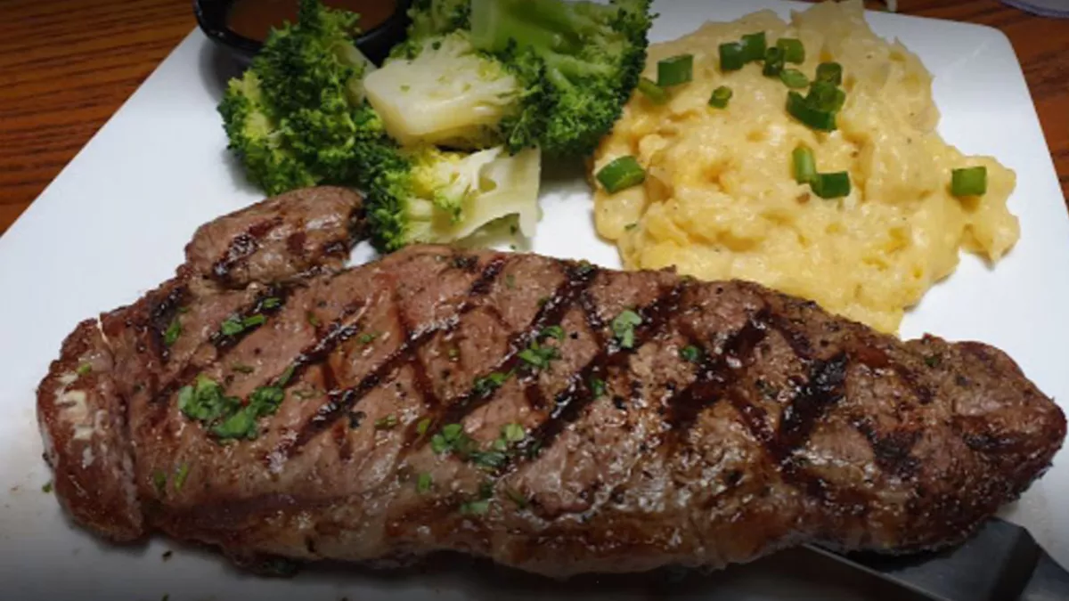 TGI Friday's - Landmark Mall 1