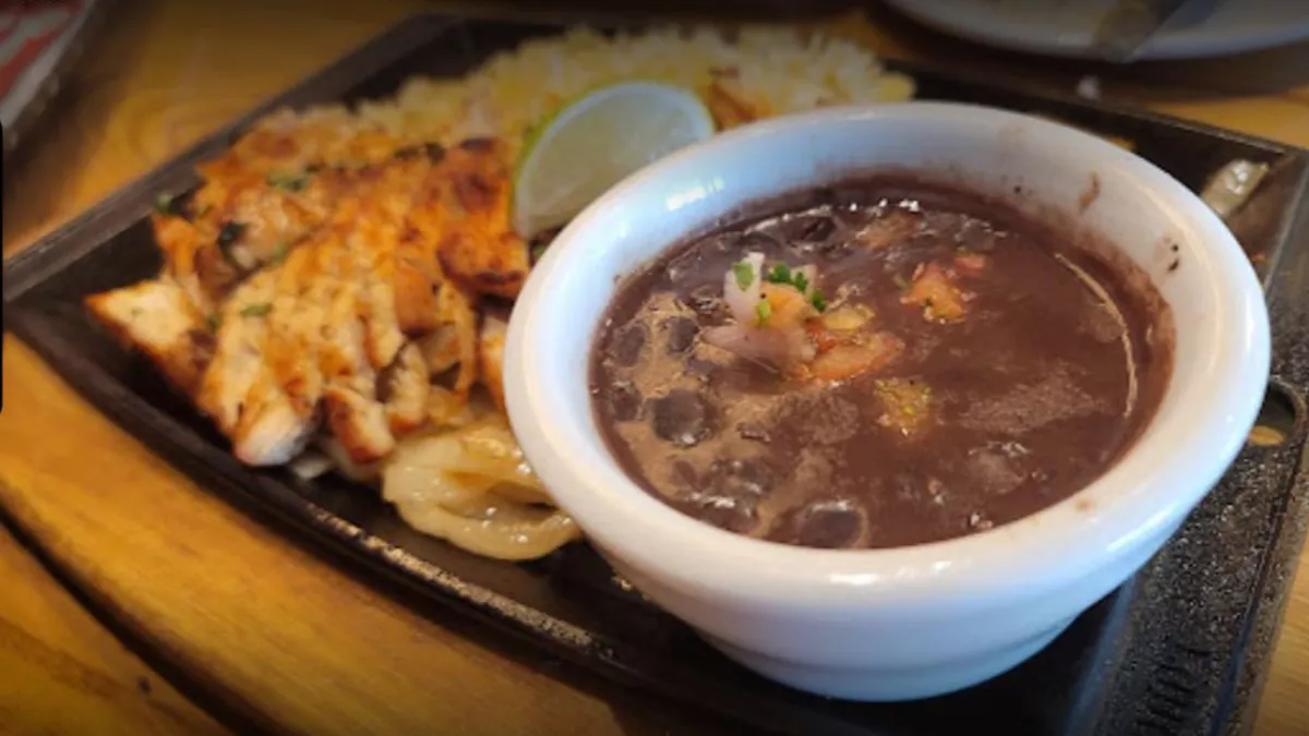 Chilis Restaurant al sadd 2