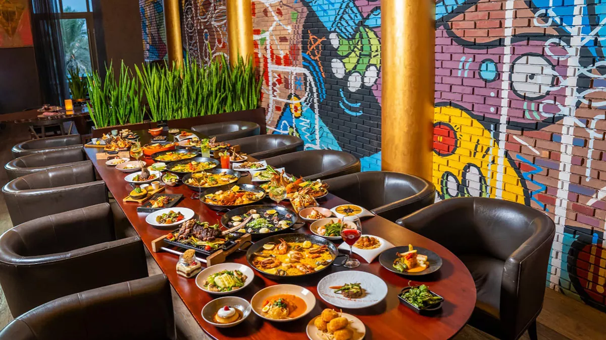 El Faro Restaurant 1