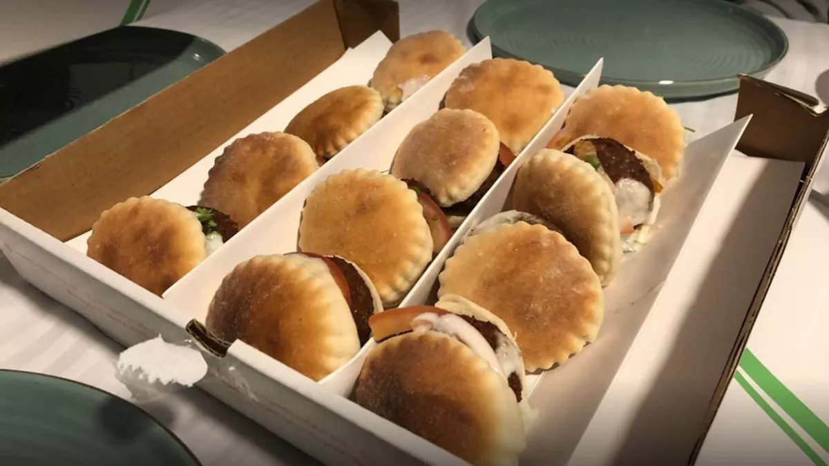 Finger Food Restaurant 5