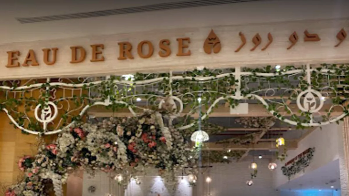Eau De Rose - Mall of Qatar 7