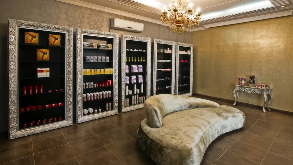 Kozma and Kozma Salon 2