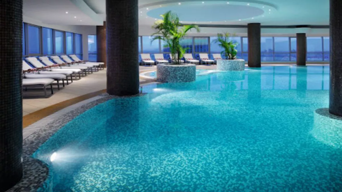 Mövenpick Hotel West Bay Doha 3